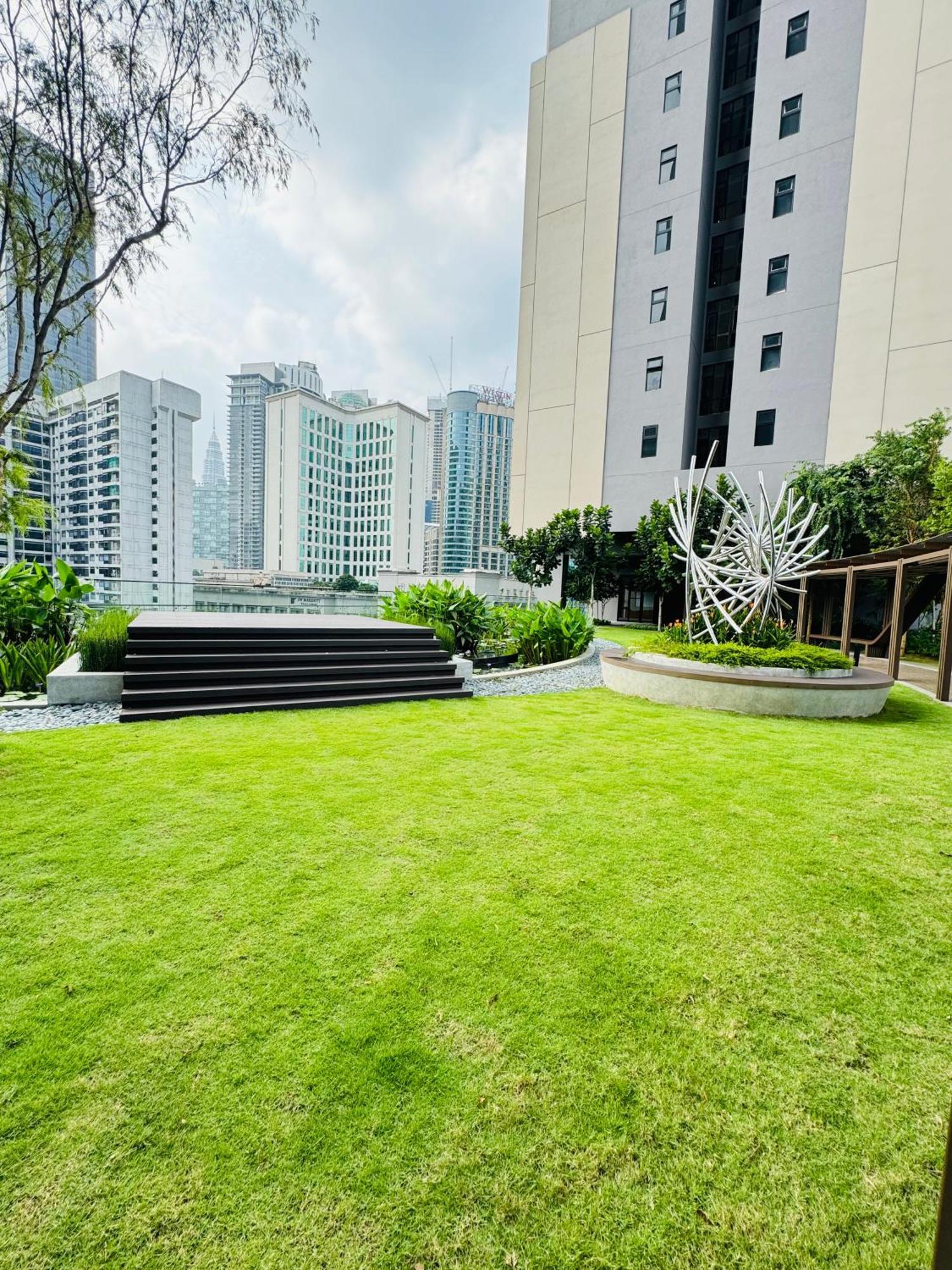 Axon Suite Premium Kl กัวลาลัมเปอร์ ภายนอก รูปภาพ