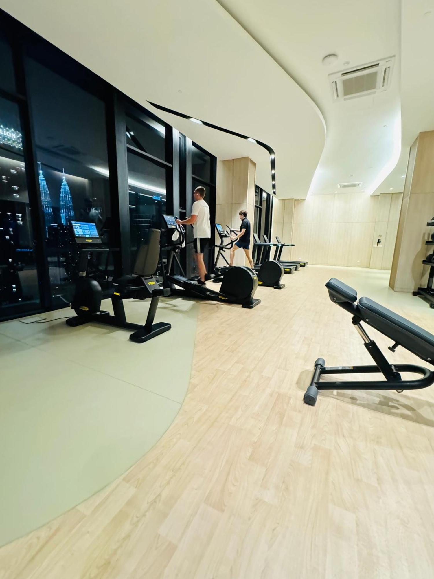 Axon Suite Premium Kl กัวลาลัมเปอร์ ภายนอก รูปภาพ