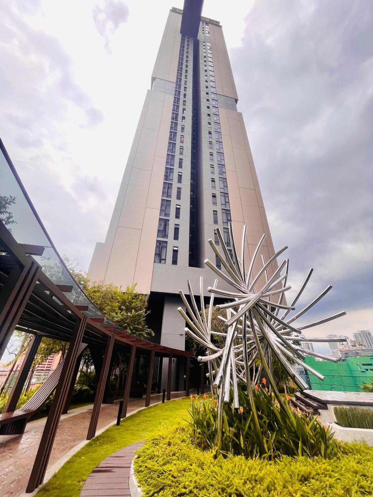 Axon Suite Premium Kl กัวลาลัมเปอร์ ภายนอก รูปภาพ